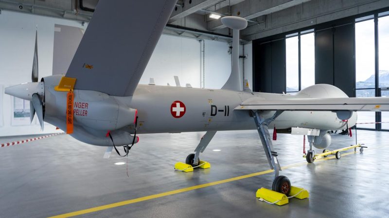 Des ONG portent plainte auprès du Tribunal fédéral contre l’achat de drones israéliens par la Confédération