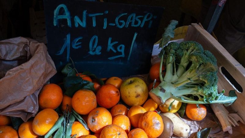 L’Union européenne renforce ses mesures contre le gaspillage alimentaire et la mode éco-responsable