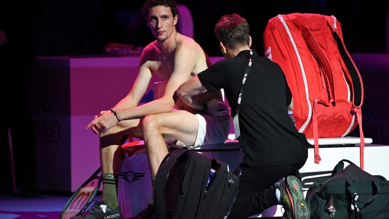 Davidovich accède à la finale du ATP 500 de Bâle après l’abandon d’Humbert