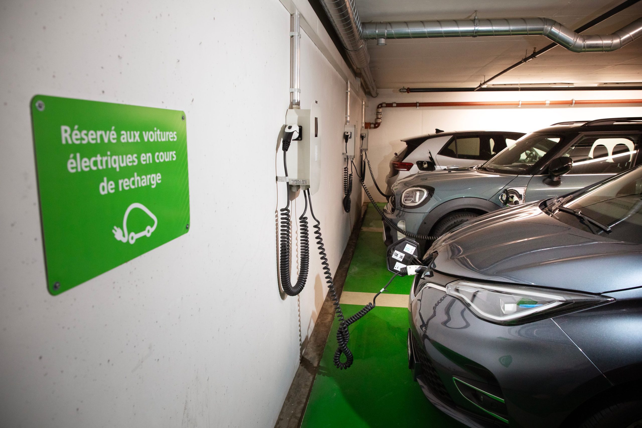 Genève accroît l’aide à l’installation de bornes électriques pour les particuliers