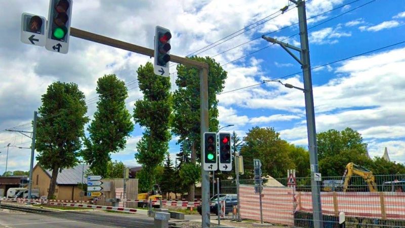 Milvignes: le feu orange clignotant remplace le rouge interminable au carrefour de Longueville