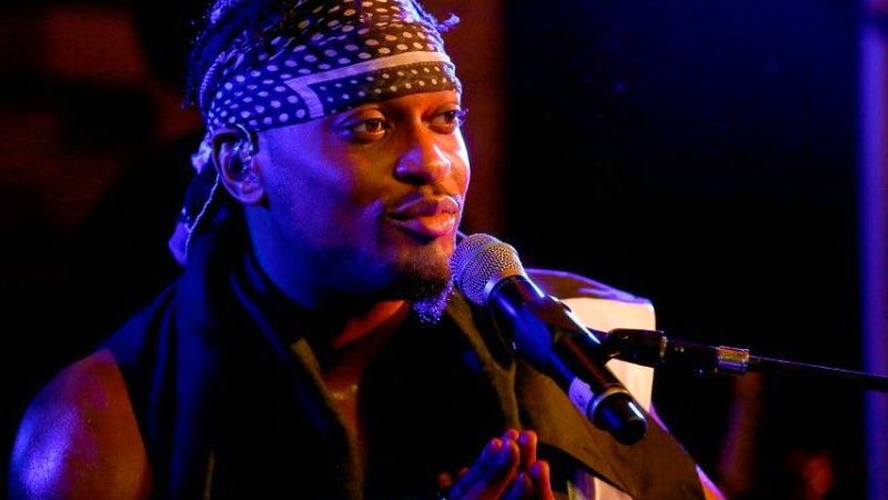 D’Angelo, icône du neo-soul, décède à 51 ans après une longue lutte contre le cancer