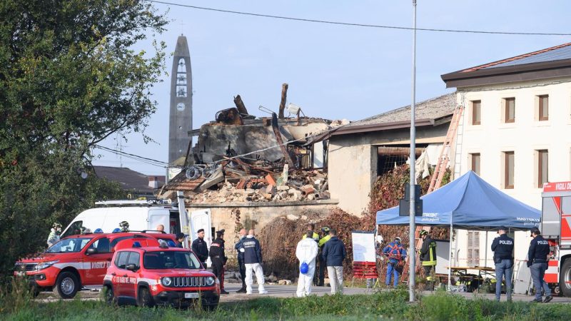 Trois carabiniers tués lors d’une explosion pendant une expulsion à Castel d’Azzano, Vérone
