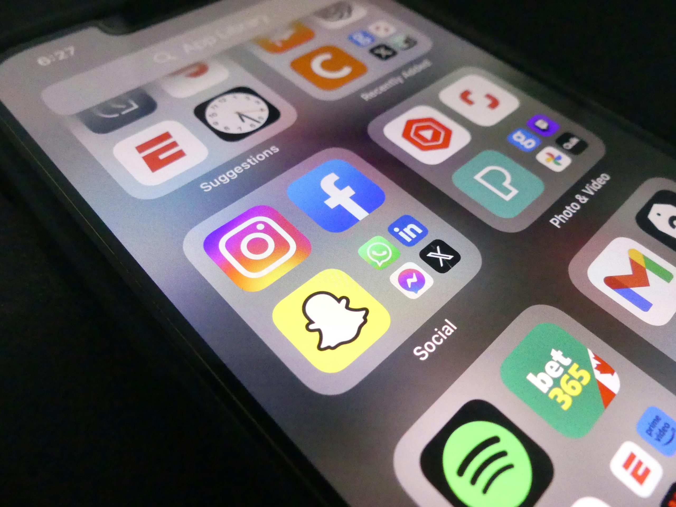 Snapchat en Australie : vérification d’âge obligatoire avant l’entrée en vigueur d’une loi sur les réseaux sociaux