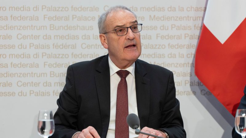 Accord douanier États‑Unis–Suisse jugé historique par la Maison Blanche : accès élargi et investissements massifs